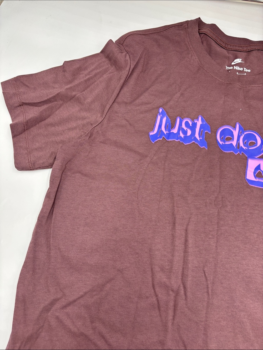Nike Just Do It Graphic T-Shirt in Tattoo - Picture 3 of 7